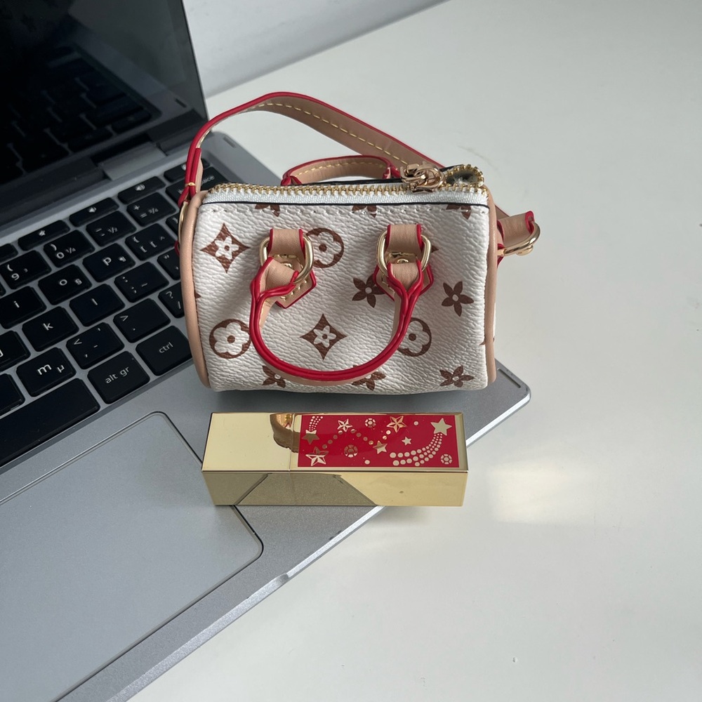 Mini Bag/Keychain Bag - Picture 5 of 5